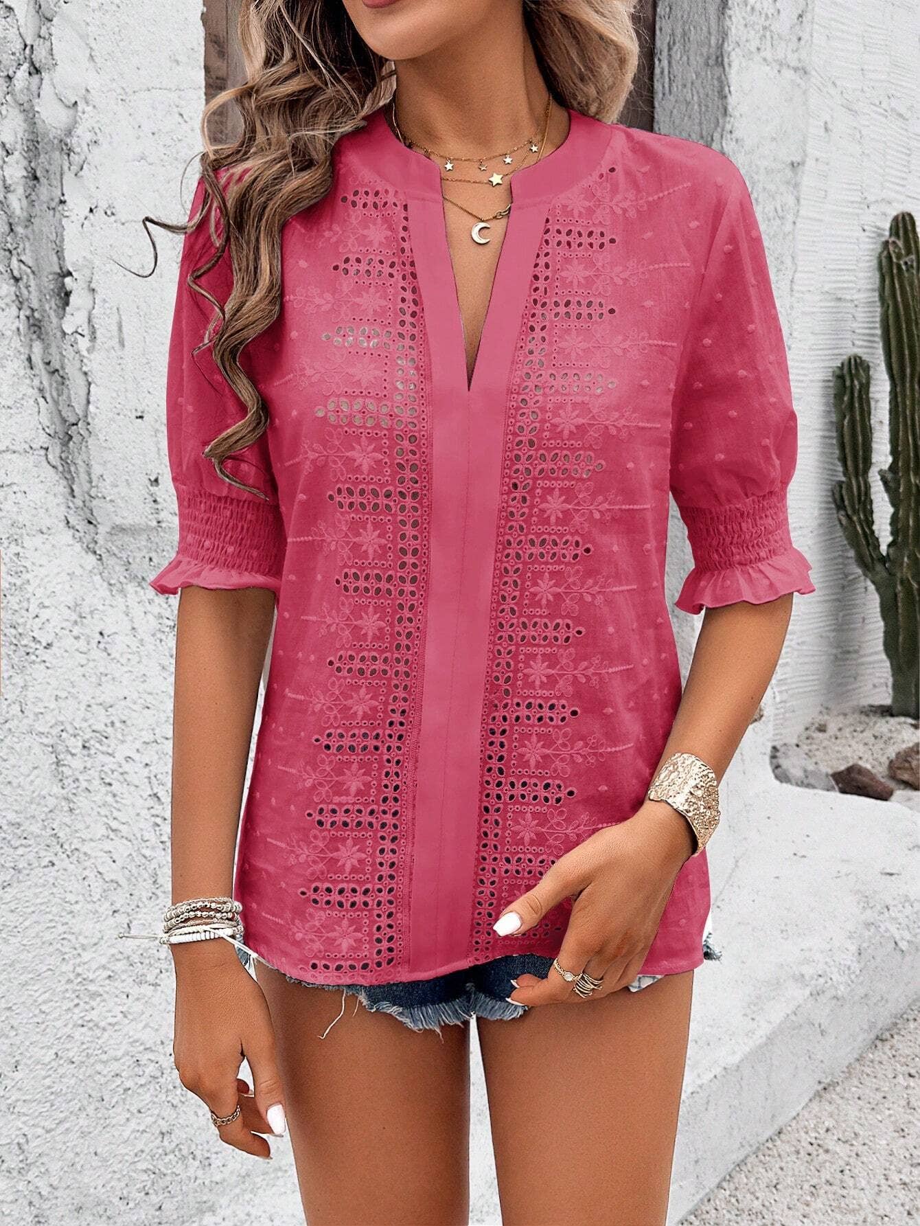 V-neck puffy sleeve cutout hairball lace T-shirt